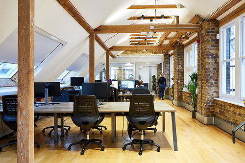 時尚辦公網(wǎng) 辦公設計 設計欣賞 趣味工業(yè)風 游戲開發(fā)公司hutch games倫敦辦公室擴張設計欣賞